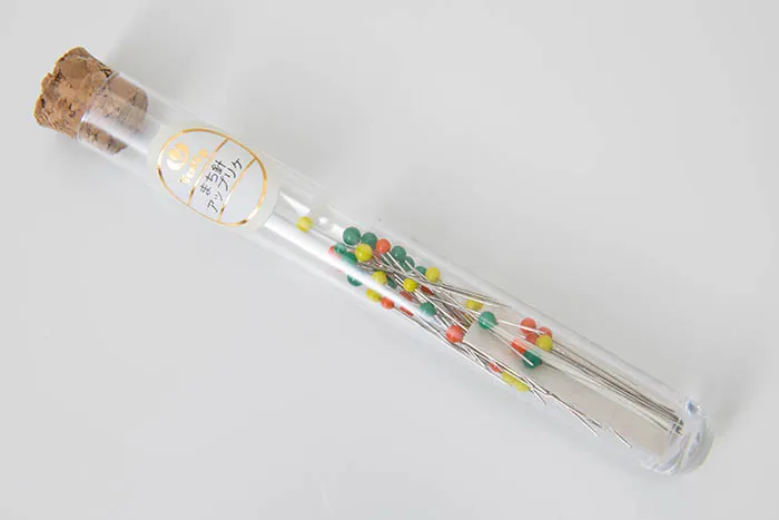 TulipTulipチューリップ 　まち針アップリケ
