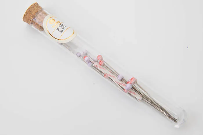 Tulipチューリップ 　まち針　あかり